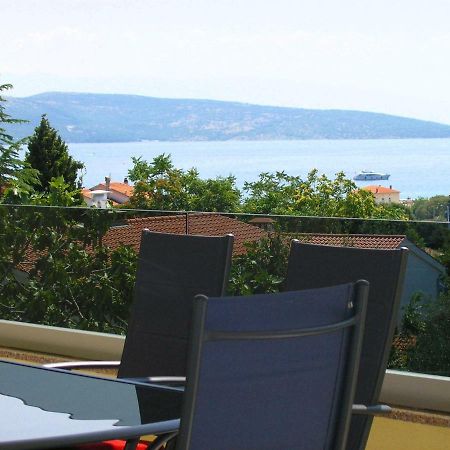Apartmani Krajinovic Krk Town Exteriör bild