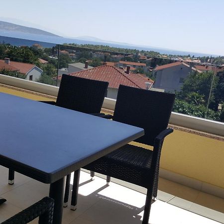 Apartmani Krajinovic Krk Town Exteriör bild